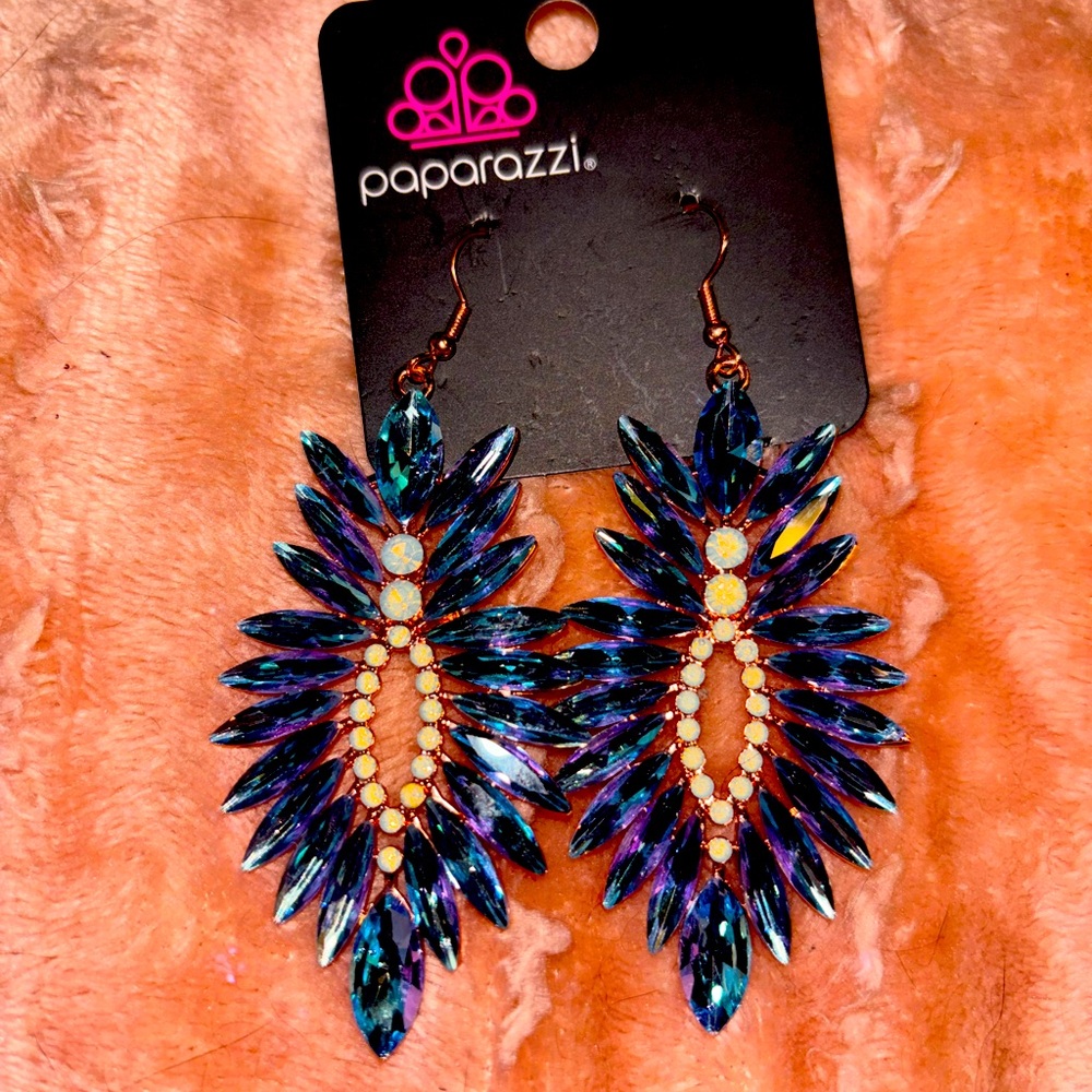Diamond/crystal earrings
